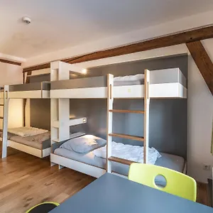 Hostel - Youth